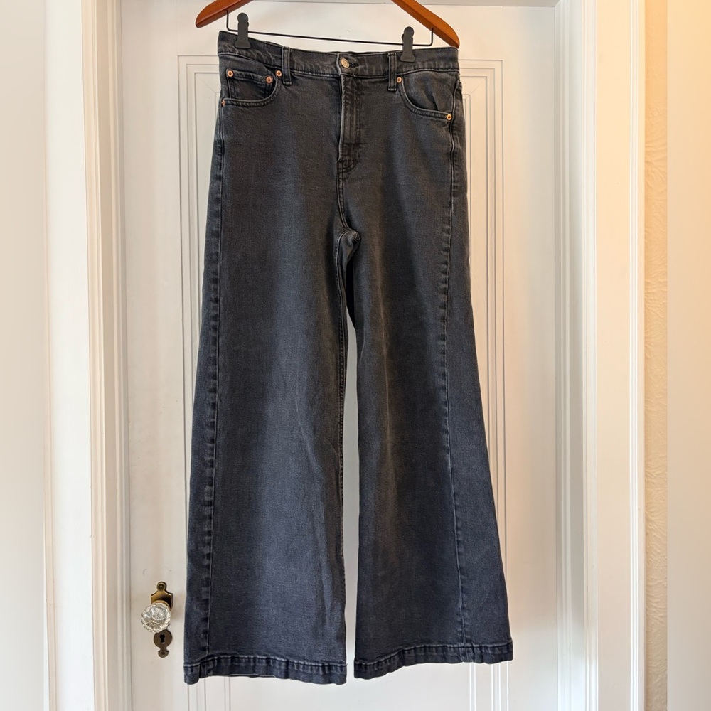 EUC Gap High-Rise Wide-Leg Jeans